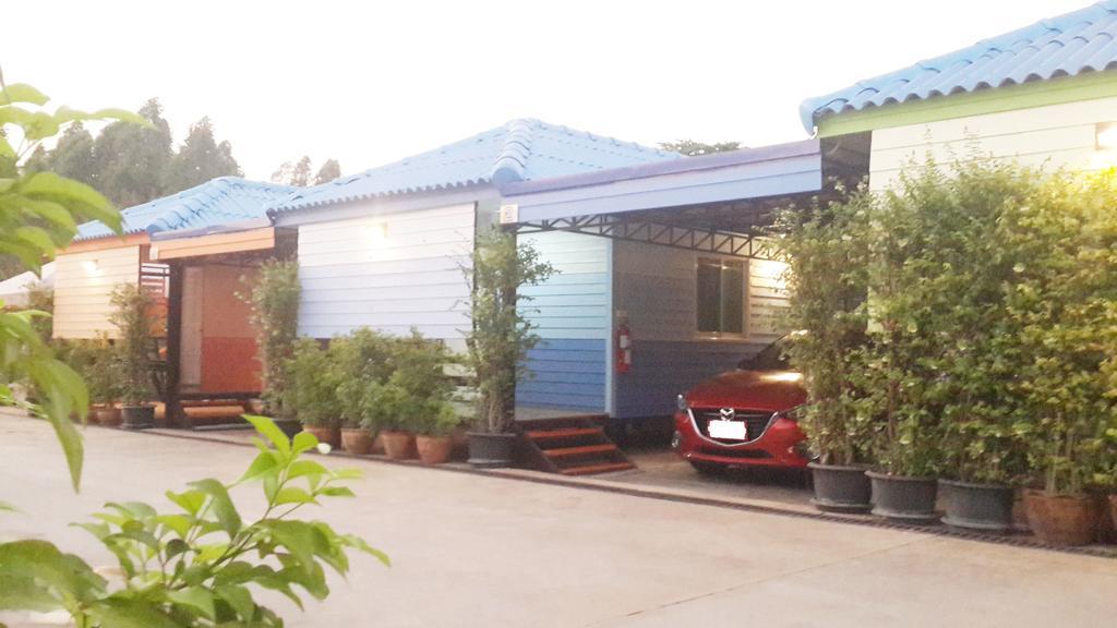 Hi Tech Resort Kabin Buri المظهر الخارجي الصورة