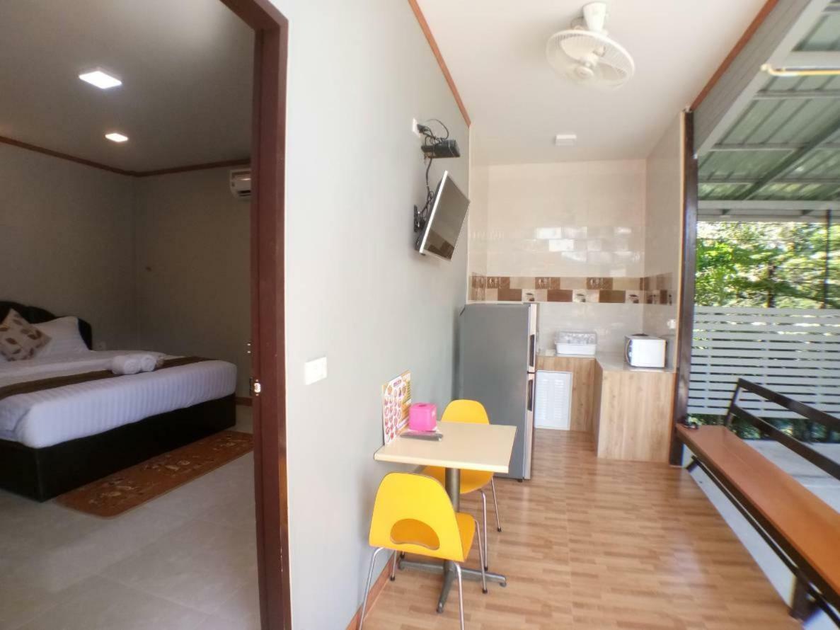 Hi Tech Resort Kabin Buri المظهر الخارجي الصورة